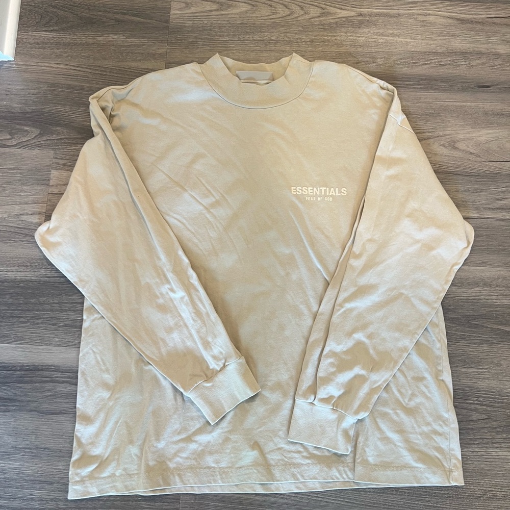 Essentials t shirt